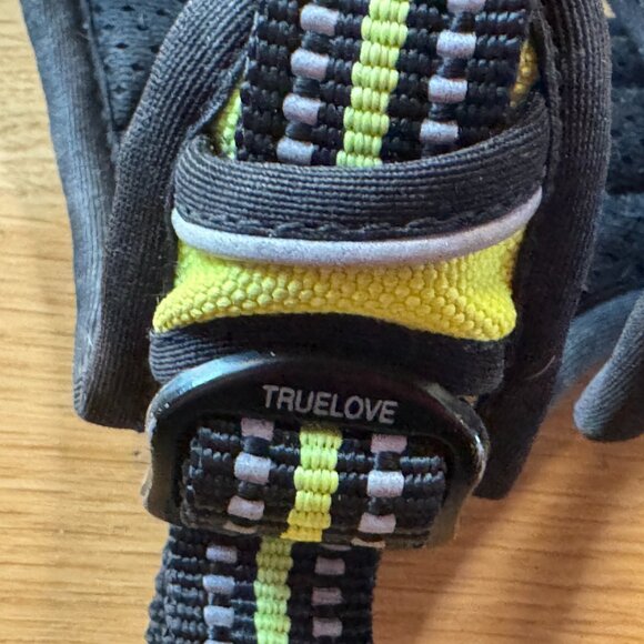 TRUE LOVE Adjustable No Pull Harness, Reflective, Neon Yellow, Small - Picture 9 of 16